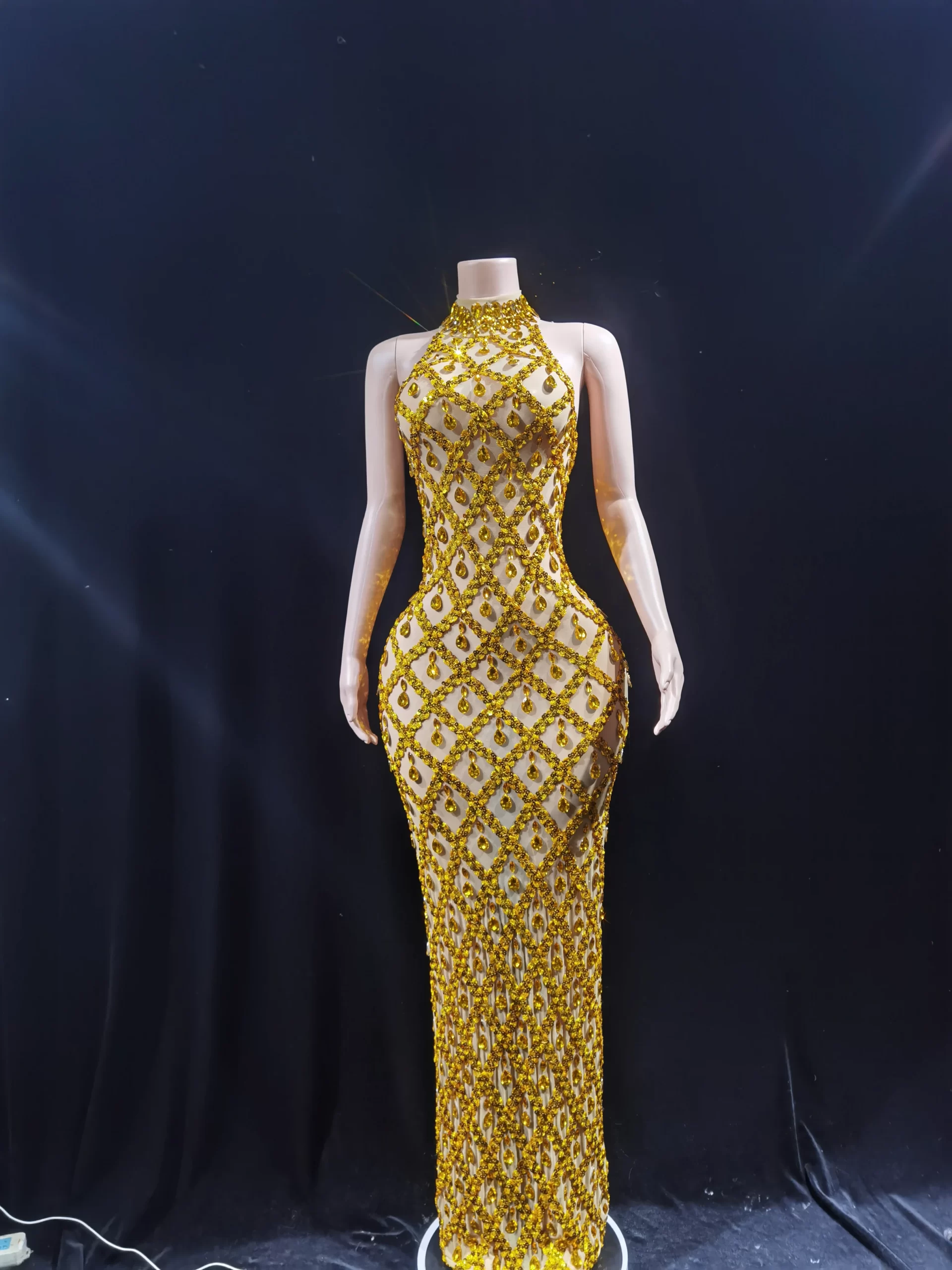 kf-Se992bcbf6eaf40759ecb0b883eaca0d8b-Sparkling-sequin-crystal-long-dress-ladies-evening-dress-ball-birthday-dress-sexy-and-transparent-performance-clothing Sparkling sequin crystal long dress, ladies' evening dress, ball, birthday dress, sexy and transparent performance clothing - Image 1